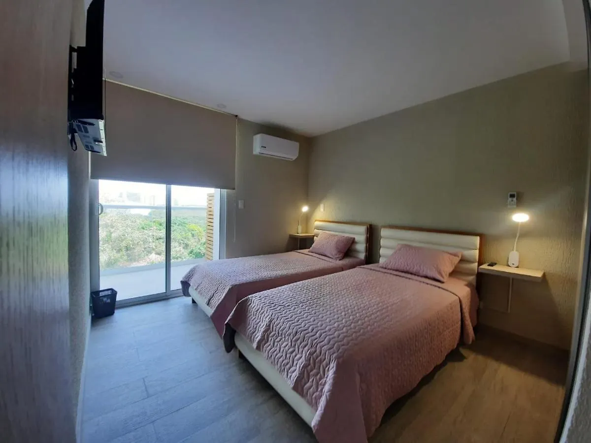 Dominique Cartagena, Beautiful 2 Bedroom Apartment Cartagena